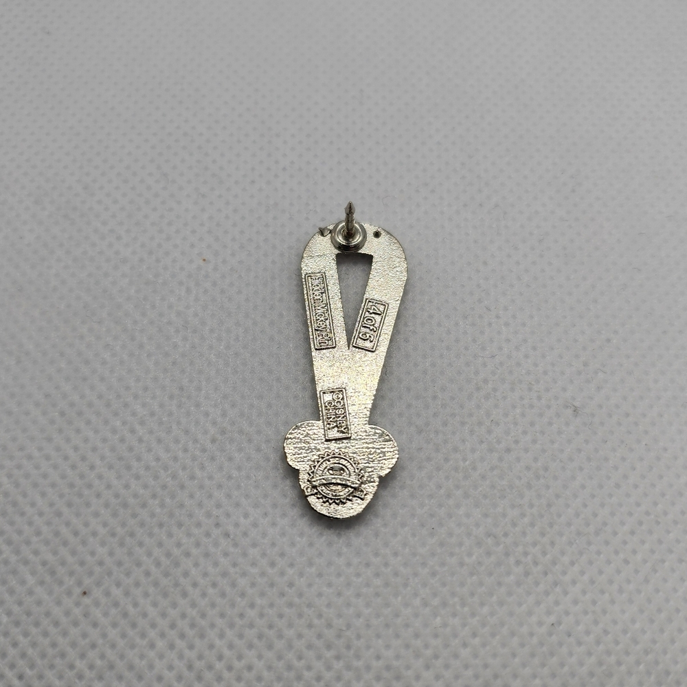 🌺 5/$25‎ Disney Hidden Mickey Lanyard Trading Pin Red - Picture 2 of 4